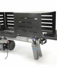 Horizontally loading log splitter